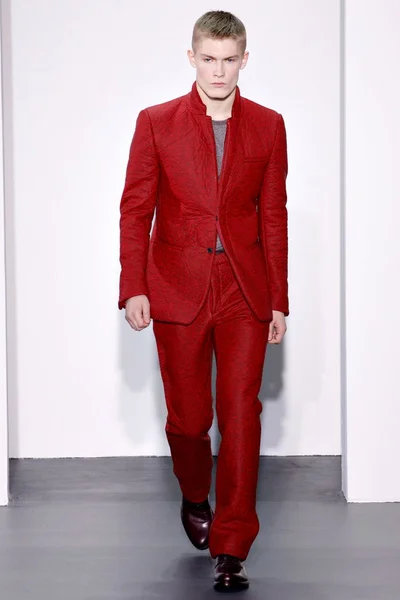 Look 14